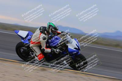 media/Jan-14-2023-SoCal Trackdays (Sat) [[497694156f]]/Turn 11 Inside (950am)/